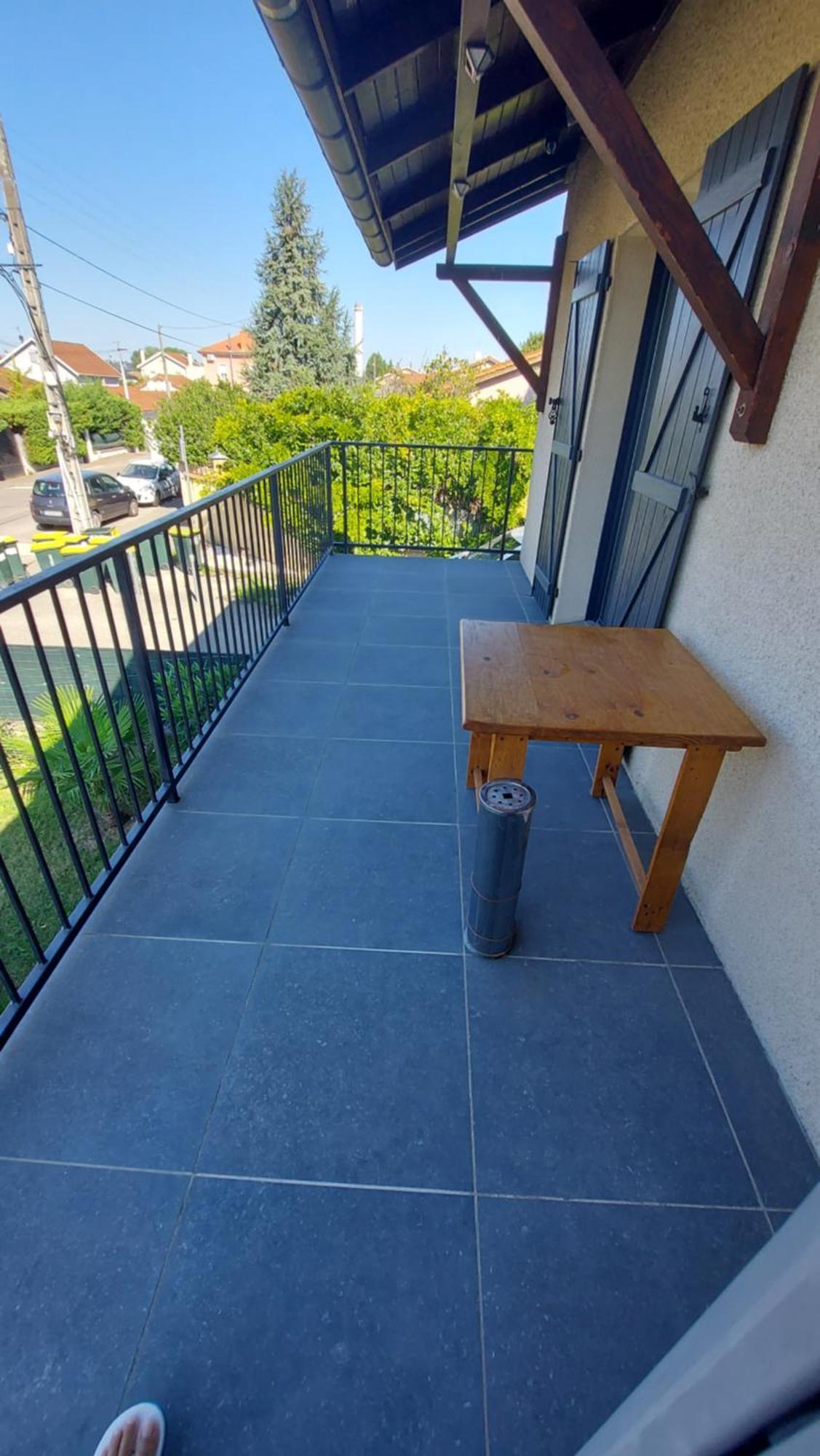 K&N - Maison A Partager Avec D'Autres Voyageurs - Chambre Privee - Jardin - Balcon Vaulx-en-Velin Exteriér fotografie